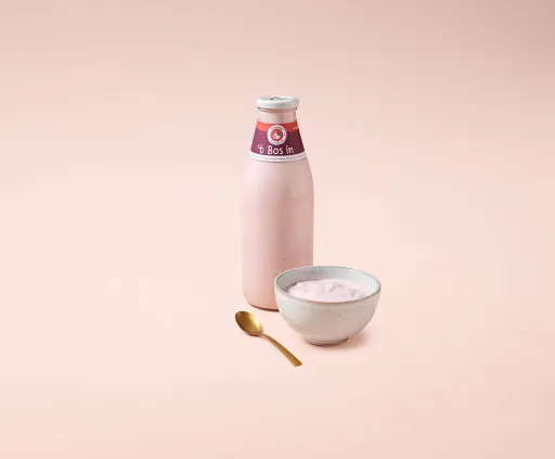 Volle yoghurt met bosvruchten
